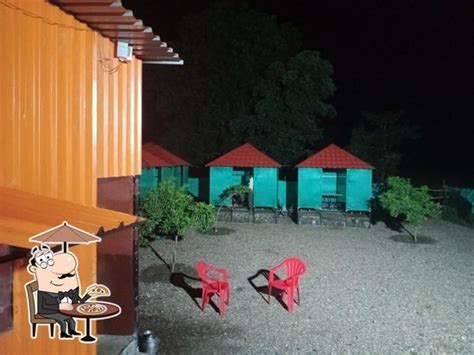 Menu at Hotel New Satish and Wain bar, India