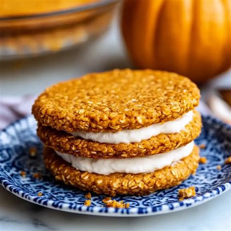 10-Minute Pumpkin Oatmeal Cream Pies : A Fun and Delicious Fall Treat ...