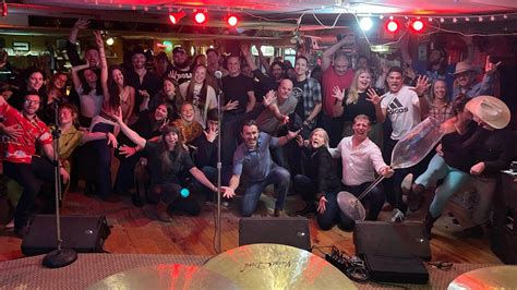 Two-Step Line Dance Lessons 的图像结果