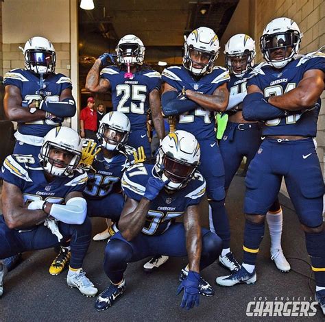 Los Angeles Chargers All Navy Blue Uniforms | Chargers football, Nfl ...