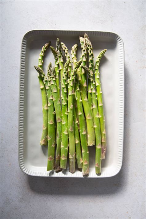 Enjoy Unique Taste & Health Benefits of Asparagus - Types, Benefits & How to Cook