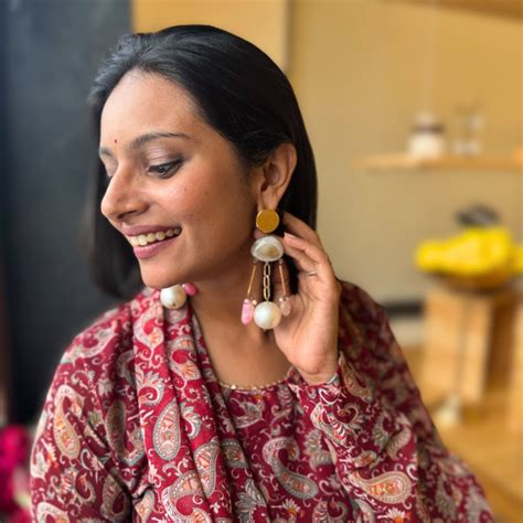 Pearl Lover Dangler Earrings – My Meera Store