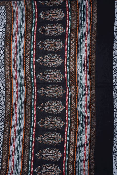 Allover Design White Printed Silk Saree – Sundari Silks