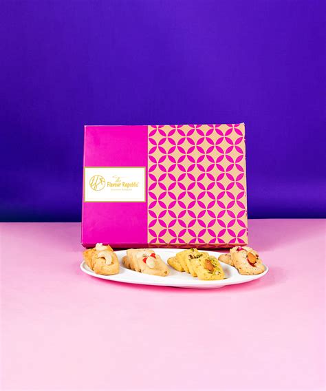 Assorted Biscuits Hamper 48 Pcs – The Flavour Republic