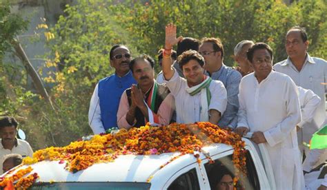 Congress appoints Kamal Nath, Jyotiraditya to senior state unit roles ...