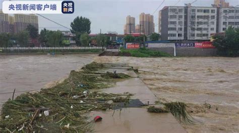 河北易县北易水河现58年最大洪水，12座桥梁及部分山体出现坍塌_京报网