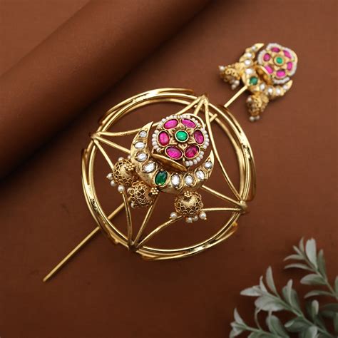 Buy Hair Artificial Flower Bun and Gajra Online in India | Happy Pique