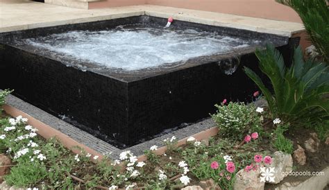 Pools with Spa: how to integrate a spa into a pool