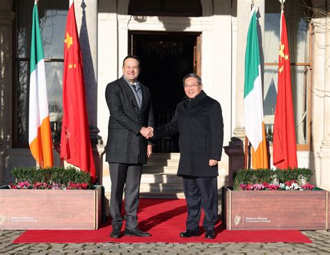 Photos : Entretien entre les Premiers ministres chinois et irlandais ...