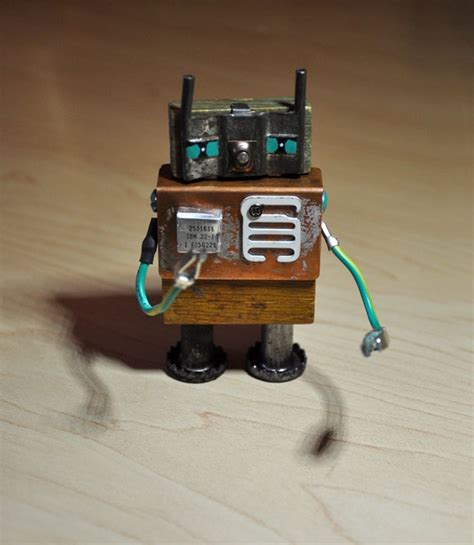 How to Make a Mini Robot 的图像结果