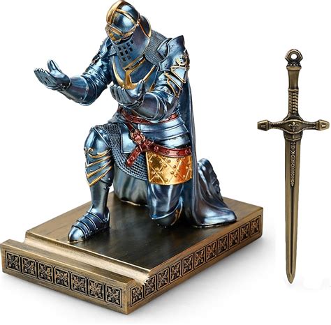 HDMbigmi King's Guard Leader Cloak Warrior Knight Pen Holder Mobile ...