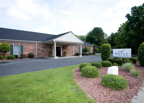 Music Funeral Home | Waycross, GA