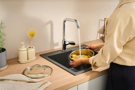 hansgrohe Kitchen mixers: Vernis Blend M35, Single lever kitchen mixer ...