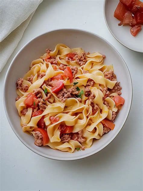 Ultimate Spanish Noodles: A Delicious One-Skillet Meal