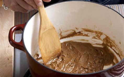4 Expert Secrets to Making an Authentic Louisiana Dark Roux | Cooking ...