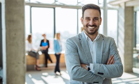 Opportunistic Business Owner 的图像结果