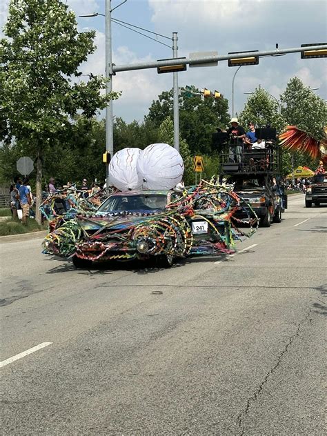 Houston Arts District and Urban Paths- Art Car Parade Walk!, 13 April ...