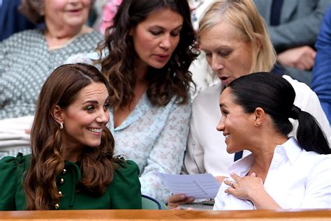 凯特和梅根王妃共同现身网球赛现场 妯娌间亲切交谈颇有爱