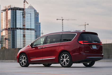 Chrysler Pacifica Enters the 2024 Model Year With Modest Updates and Reshuffled Grades ...