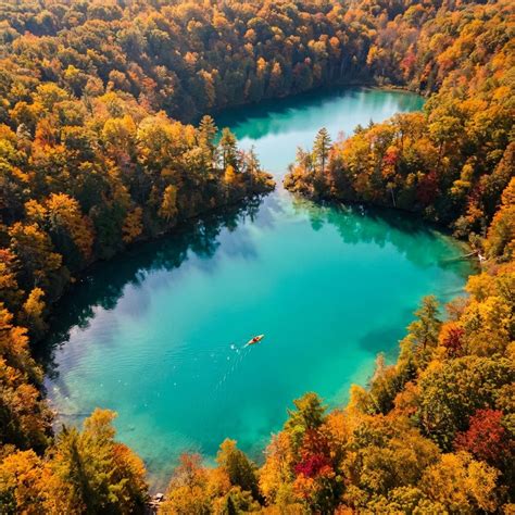 Green Lakes State Park | New York Turquoise Meromictic Lakes