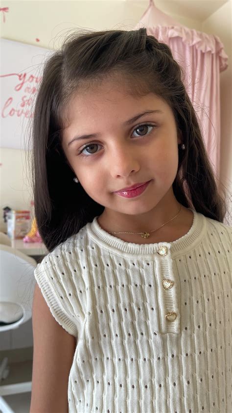 ALMA 👧🏻 KID MODEL -UAE 🌸 | Lets goo 📸 | Instagram