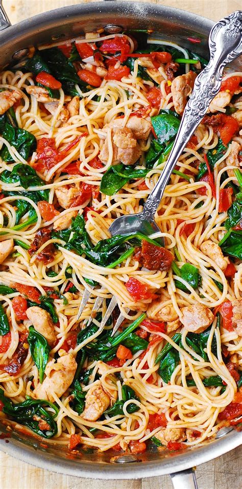 Tomato Basil & Spinach Chicken Spaghetti – healthy, light ...