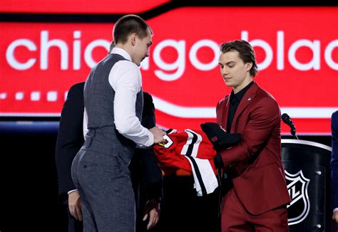 After free-agent frenzy, Blackhawks walk a line between win-now, win ...