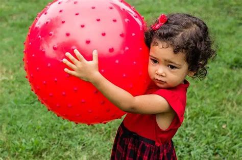 Outdoor Ball Games 的图像结果