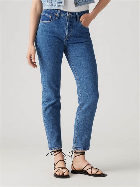 Petite Clothing for Women: Shop Jeans for Petite Women | Levi's® US