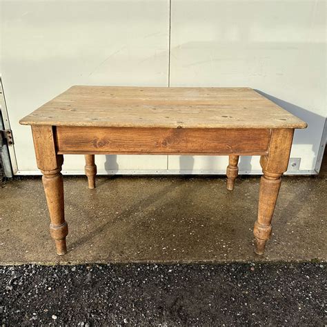 Vintage Kitchen Table with Drawers: Timeless Furniture for Rustic Style