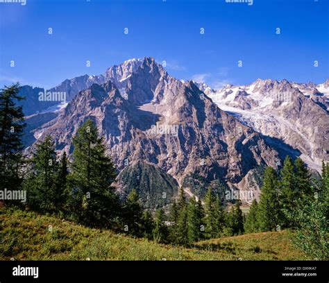 Mont Blanc oder Monte Bianco Val Veny Valle d Aosta Italien Stockfoto ...
