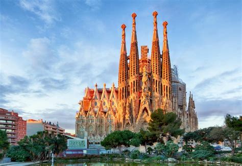 World's Most Beautiful Buildings Designed According To Math Principles ...