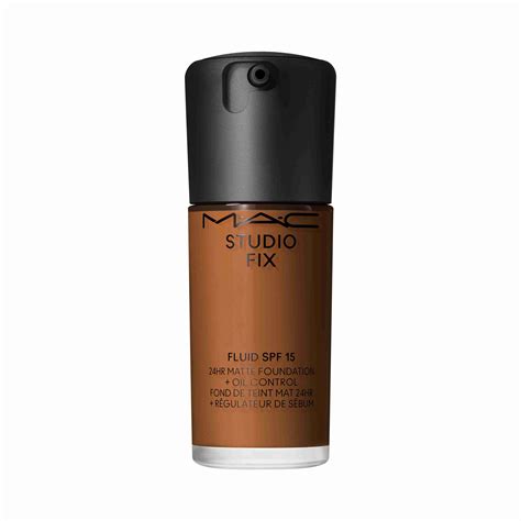 Studio Fix Fluid SPF 15 Foundation • C 55
