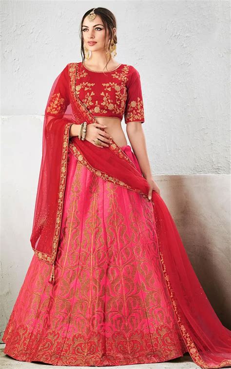 रानी कलर के इन लहंगों में आप लगेंगी बिलकुल जयपुर की महारानी - DusBus