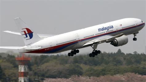 Flight MH370: Maldives islanders saw low flying plane