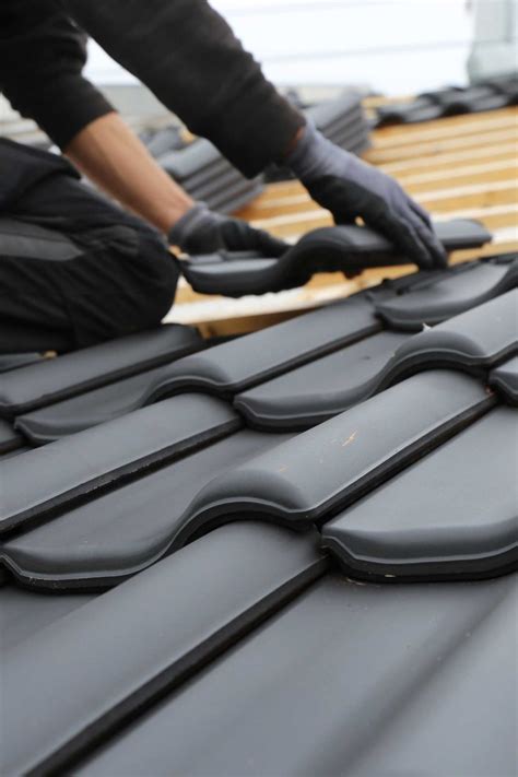 Roof Tile Replacement