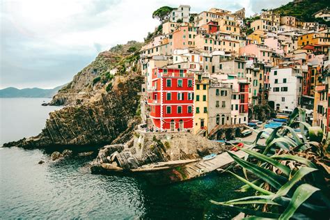 Luxury Italy Coast Holidays: Find Exquisite Coastal Getaways