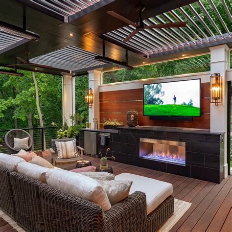 Pergola with TV Mount in Orange County | Orange County Best Turf ...