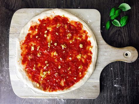 Pizza Marinara Recipe | Vegan & Delicious | Pizzarecipe.org