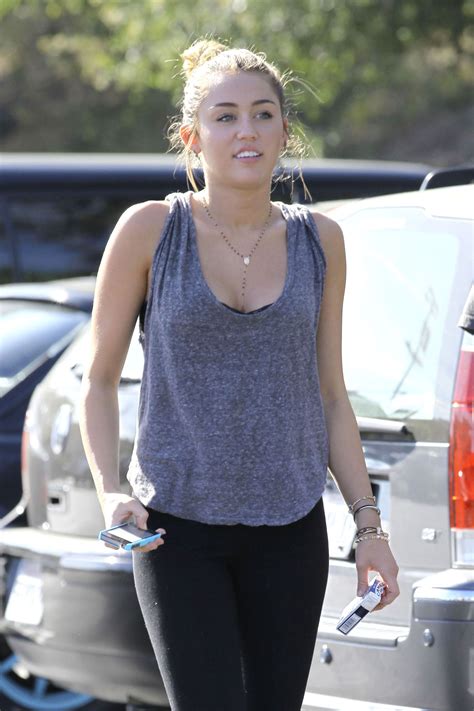 Miley Cyrus Smoking in Toluca Lake – HawtCelebs