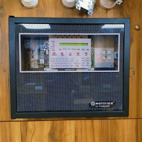 Fire Alarm System - GLYPTIC GLP-440 2 Loop Intelligent Addressable Fire ...