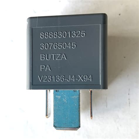 Volvo 30765045 GM 8888301325 4PIN V23136-J4-X94 12VDC Реле 70А Made in ...