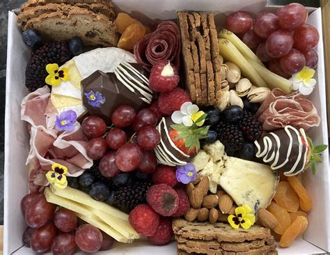 Making a Grazing Box 的图像结果