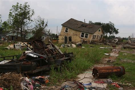 Engineering Disasters Documentary 的图像结果