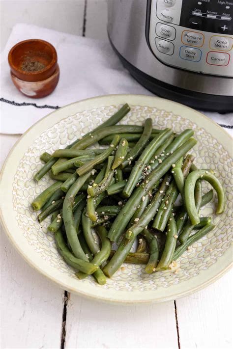 Instant Pot Green Beans - Season & Thyme