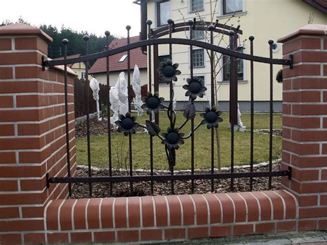 Zaune Tore Gelander aus Polen in Potsdam | Handwerk - Hausbau - Garten ...