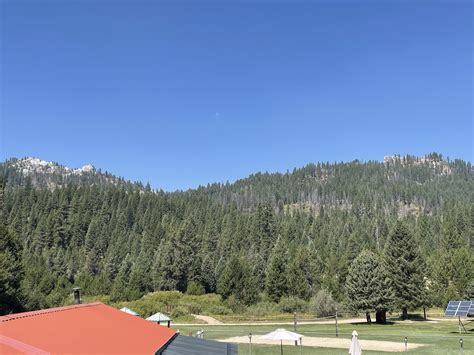 Silver Creek Plunge Resort