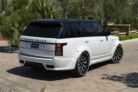 Unique and Likable: White Range Rover Benefits From Contrasting Black Elements | CARiD.com Gallery
