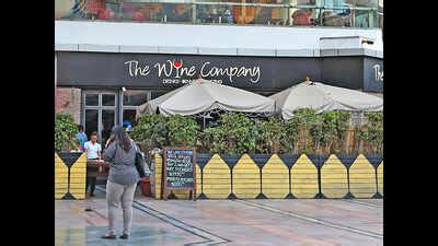 FB posts, CCTV grabs, candlelight march: The Gurgaon pub brawl blame ...