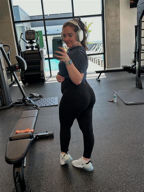 Renee Winter (@imredheadwinter) • Instagram photos and videos